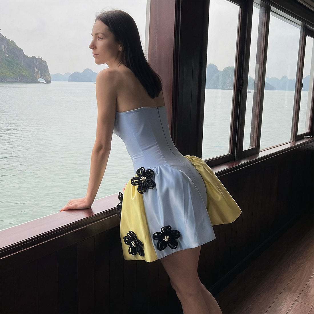 Wholesale Women's Strapless Floral Puff Mini Dress – XS Women's Clothing