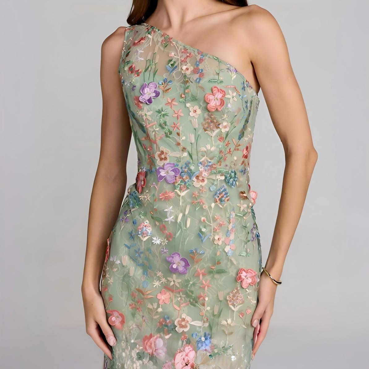Wholesale Women's One-Shoulder Fishtail Maxi Dress – XS Women's Clothing