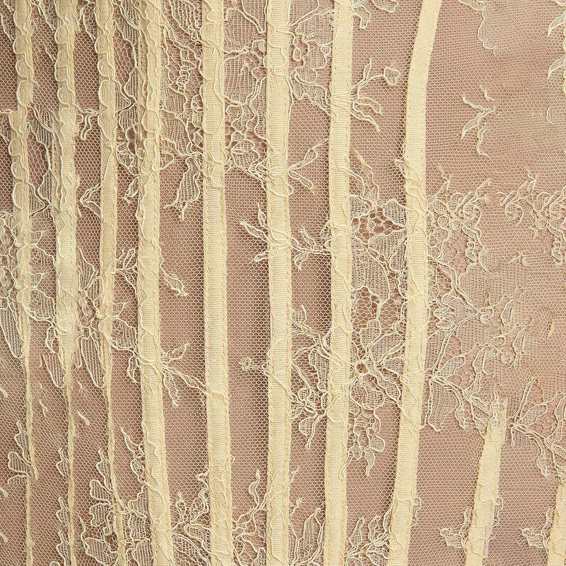 【Party & Event】 Maxi Bodycon Polyester Glam Strapless Lace Spliced Dress - MYTHSIS