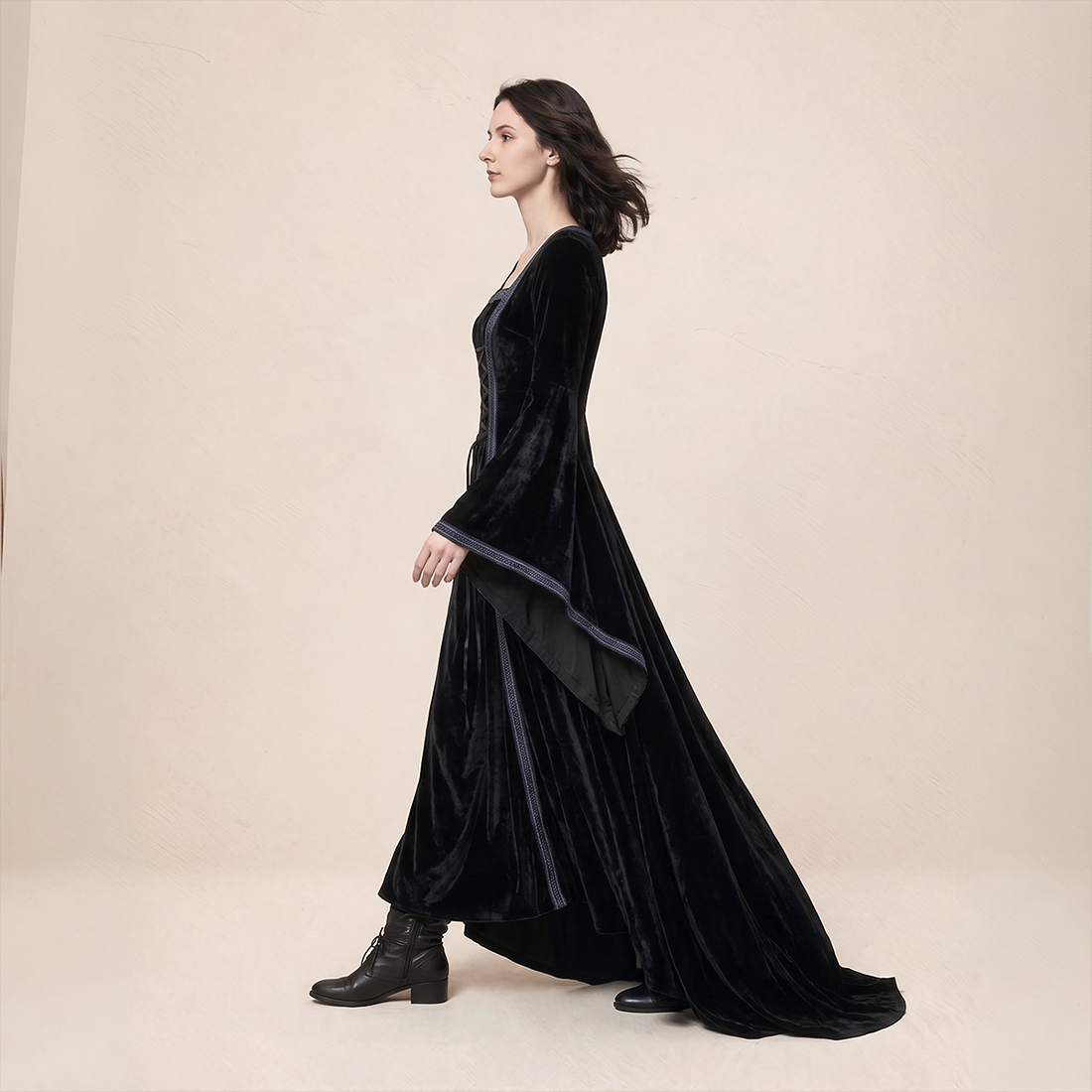 Wholesale Women's Medieval Hooded Velvet Long Costume Dress